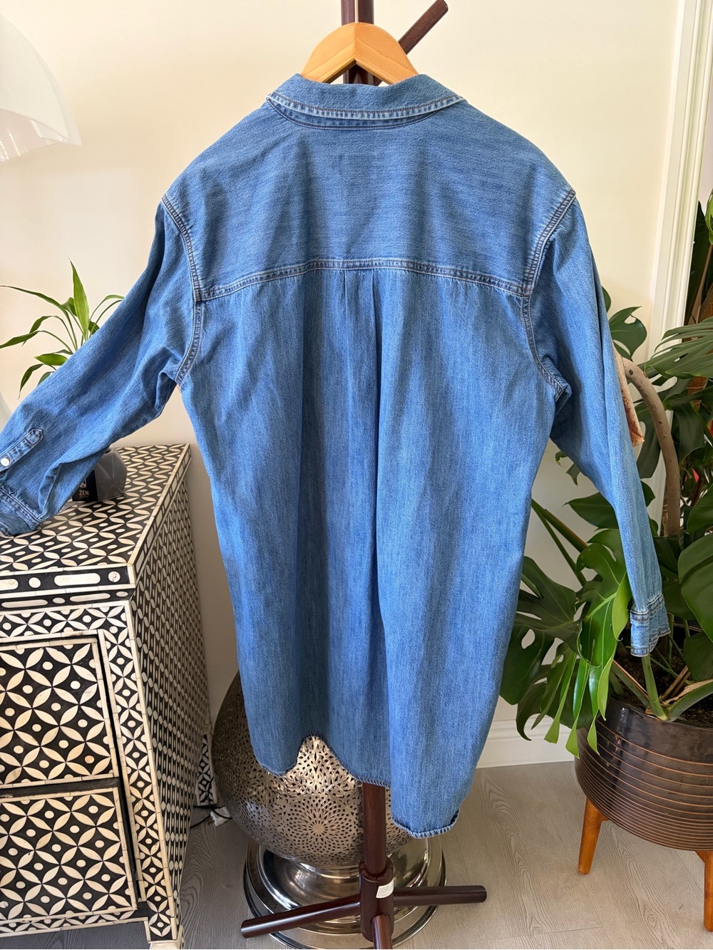 Universal Thread Light Blue Denim Button-Down Tunic Shirt - Picture 2 of 6